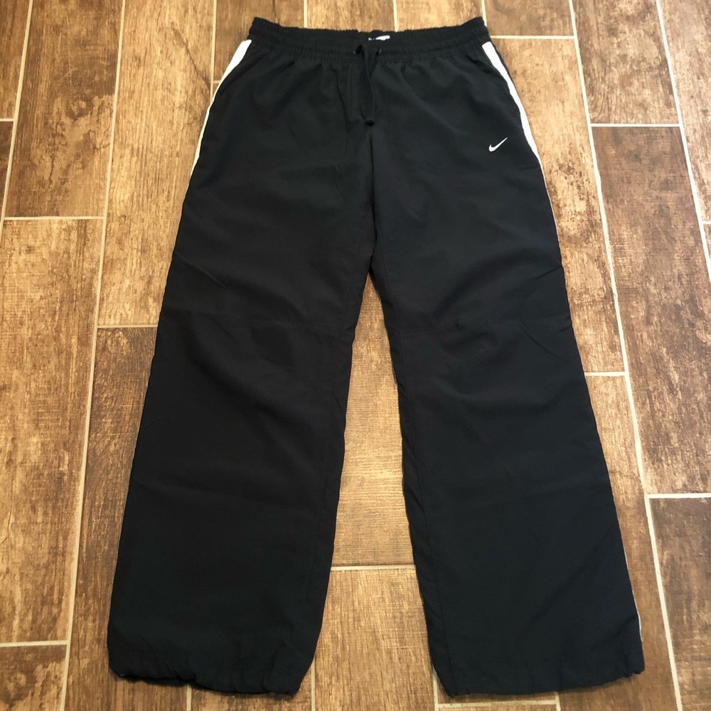 NIKE Women’s PANTS Hiking Lined L (12-14)